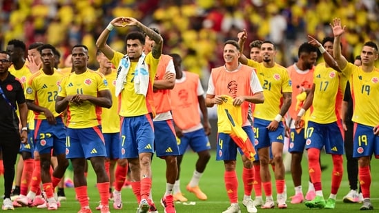 Los jugadores colombianos saludan a los fanáticos. (USA TODAY Sports vía Reuters Con)