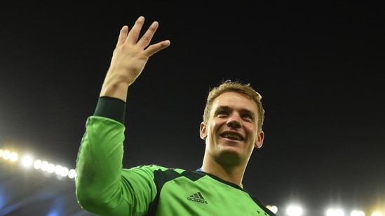 El portero alemán Manuel Neuer celebra tras ganar la final de la Copa Mundial de la FIFA 2014 (AFP)