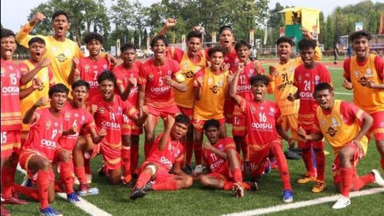 El equipo de fútbol sub-15 de Odisha que terminó segundo en el Trofeo Dr. BC Roy. (AIFF)