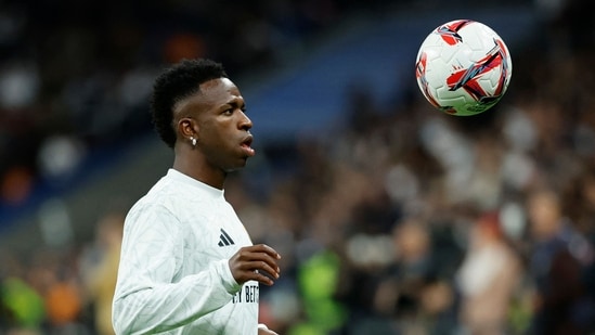 Según los informes, Vinicius Junior del Real Madrid no asistirá a la ceremonia del Balón de Oro. (AFP)