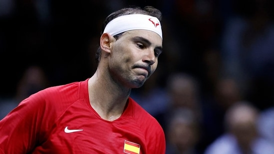 El español Rafael Nadal reacciona durante su partido contra el holandés Botic van de Zandschulp REUTERS/Juan Medina (REUTERS)